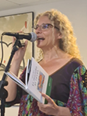 Silvia Rins: «El niño no interpreta tanto el poema como lo experimenta, de una forma más intuitiva y personal»